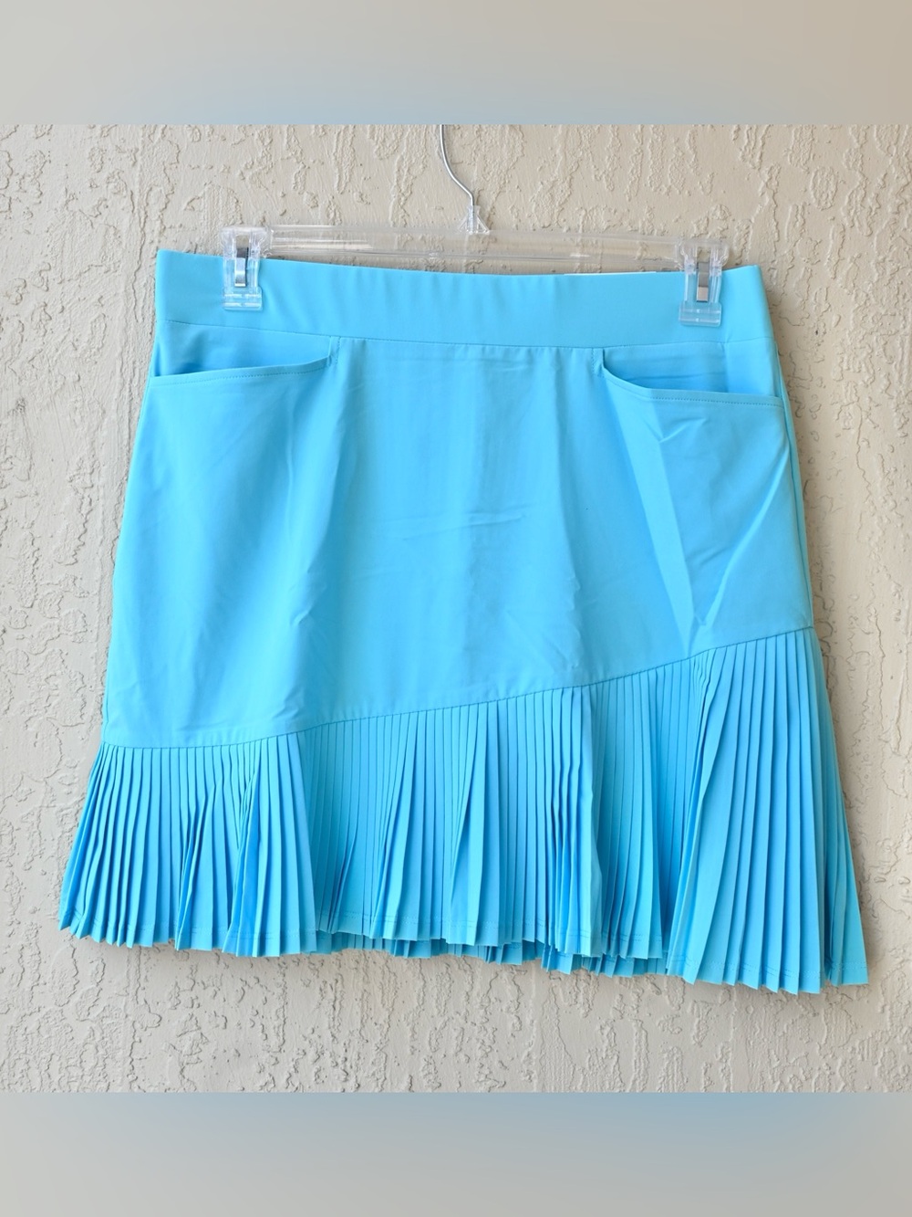 Chico’s Zenergy UPF Neema Pleat Skort in Paradiso Blue Aqua